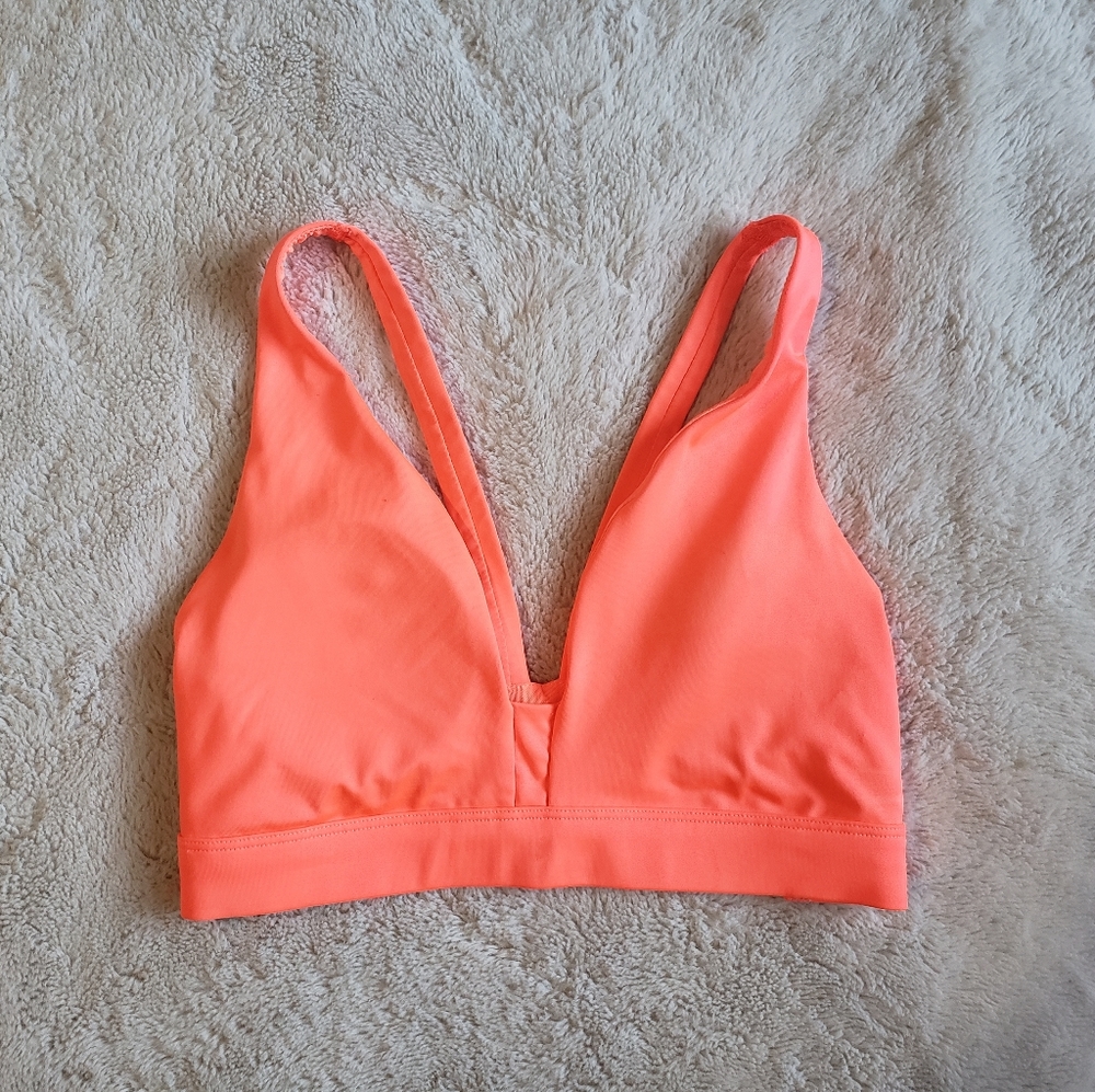 Victoria's Secret Sports Bra XS - Picture 2 of 4